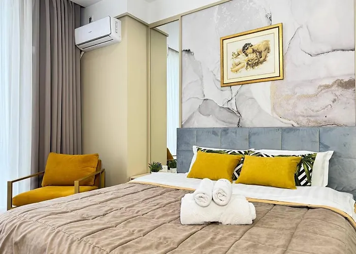 2 Room Apartment 4 You, Flat 135