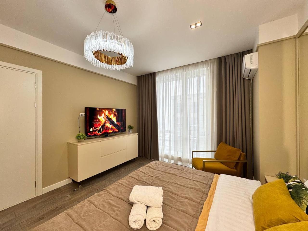 Apartment 2 4 You, Flat 135