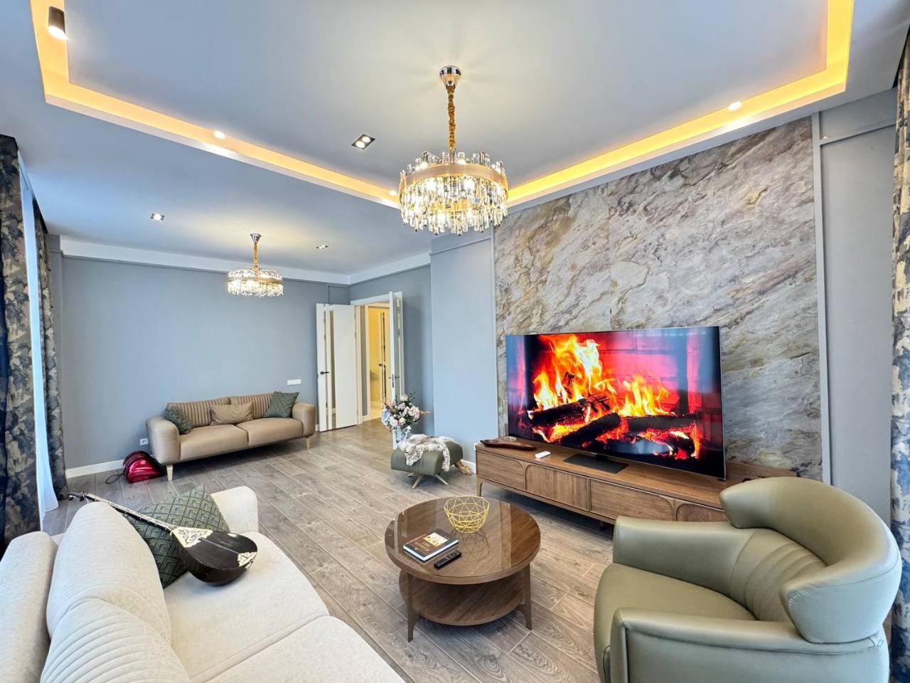 Apartment 2 4 You, Flat 135 Almaty