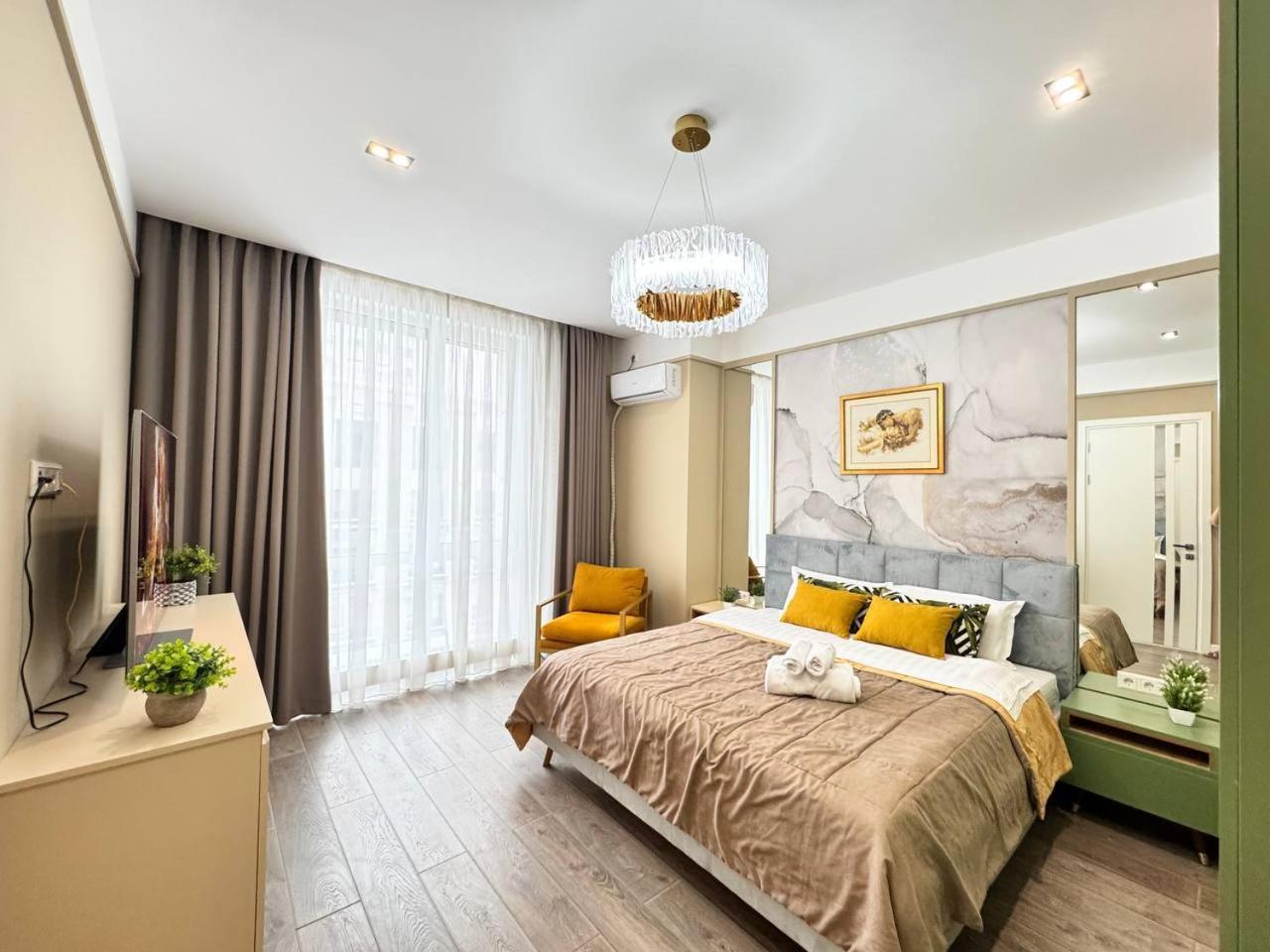 Apartment 2 4 You, Flat 135